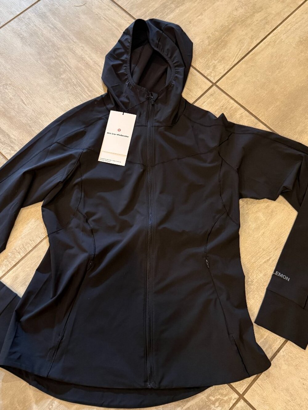NWT Lululemon Mist Over Windbreaker Black Size 10